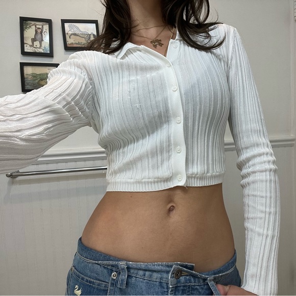 Urban Outfitters collared button up cardigan - Picture 2 of 2